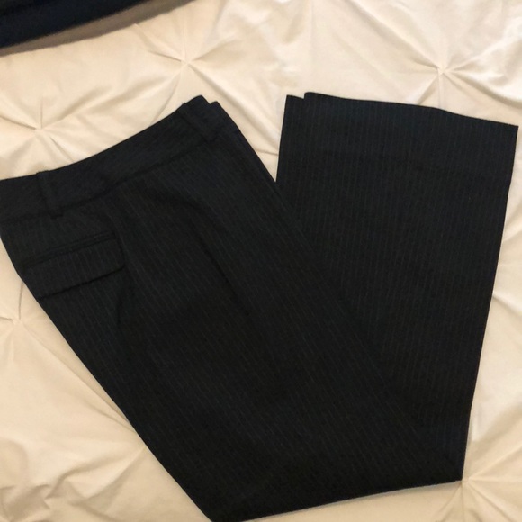 White House Black Market women’s two piece suit - Picture 3 of 4